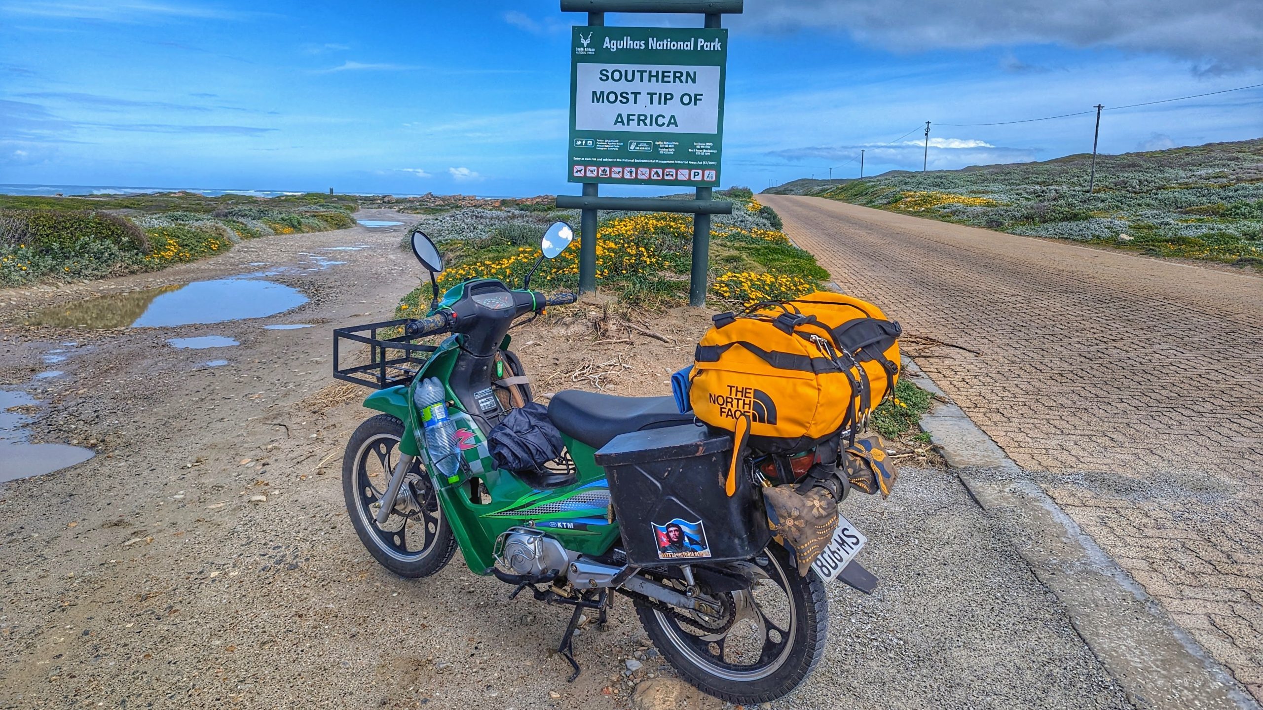 2023-09-12 | Südafrika | Cape Agulhas: Wo zwei Ozeane sich küssen und das Fernweh nie endet | Beitragsbild