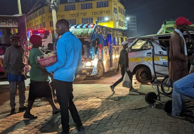 Uganda | Busia-Grenze – 22 Stunden Geduldstraining | Beitragsbild