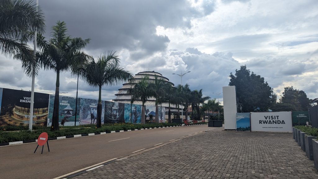 Kigali – Eine Stadt zwischen Hügeln, Geschichte und Moderne.