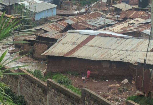 Kenia | Zu Besuch in Kibera – Hinter den Wellblechwänden Nairobis | Beitragsbild