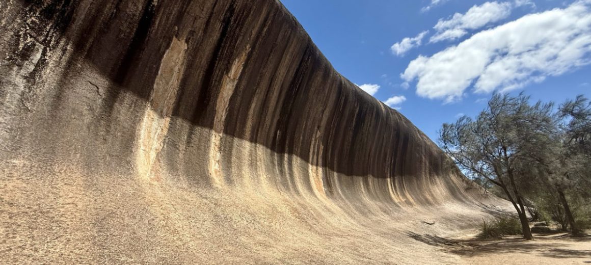 Australien | Wheatbelt – Wellen aus Stein, Hunde im Himmel und Zwerge im Überfluss | Beitragsbild