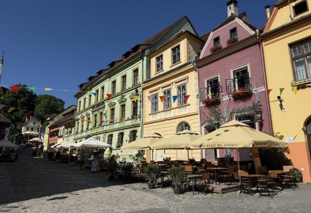Rumänien | Sibiu und Sighişoara – Altstadt, Pflastersteine und ein bisschen Mittelalterprogramm | Beitragsbild