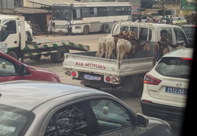 Elfenbeinküste | Abidjan – Visum, Verkehr und eine Einladung zum Tabaski | Beitragsbild