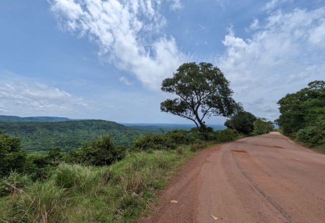 Guinea | Guinea – grün, freundlich und ziemlich durchgeschüttelt | Beitragsbild