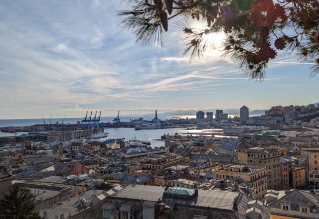 Italien | Genua – hügelig, ehrlich und ziemlich unterschätzt | Beitragsbild