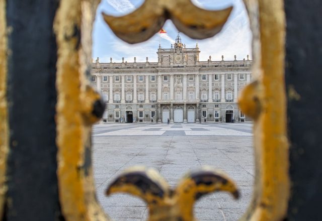 Spanien | Madrid – Sangria, Frühling und gefälschte Handtaschen | Beitragsbild